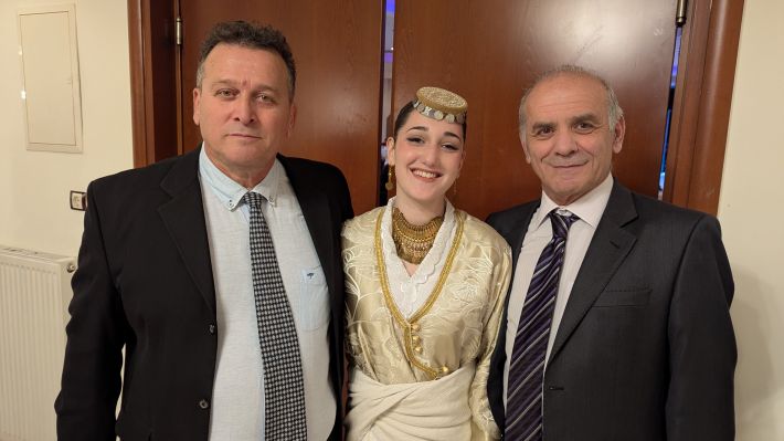 PXL_20251227_192145864